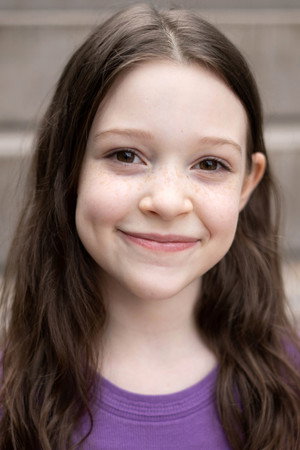 Photo of Scarlett Blum from the Latest Netflix gallery