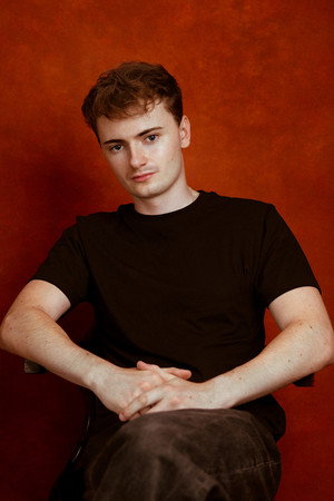 Photo of Robert Paul from the Latest Netflix gallery