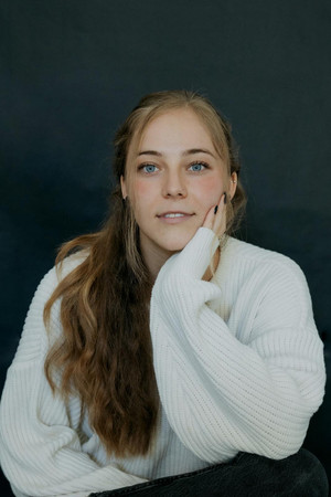 Photo of Sabrina Broyles from the Latest Netflix gallery