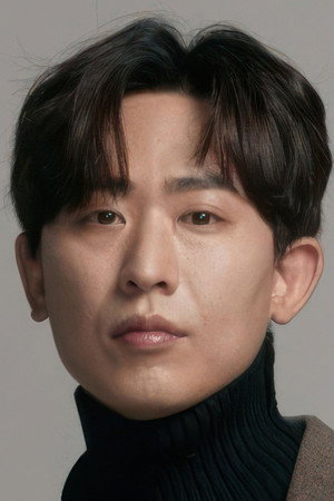 Photo of Jo Yong-jun from the Latest Netflix gallery