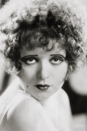 Clara Bow photo
