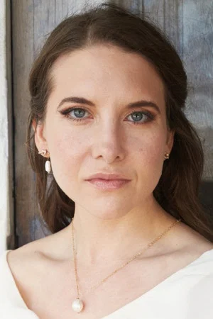 Photo of Cara Loften from the Latest Netflix gallery