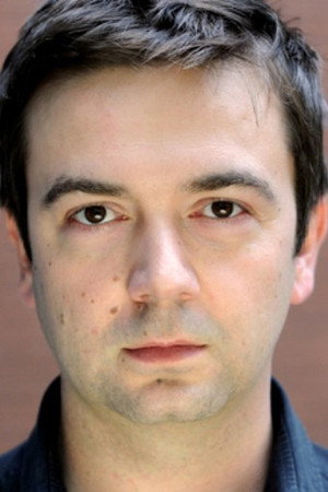 Photo of Simon Lowe from the Latest Netflix gallery