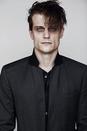 Photo of Emerson Niemchick from the Latest Netflix gallery