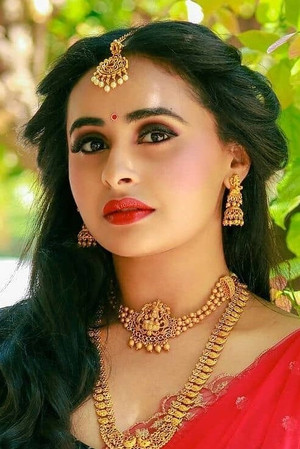 Photo of Sanjana Burli from the Latest Netflix gallery