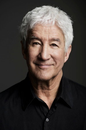 Photo of Eddie Skoller from the Latest Netflix gallery