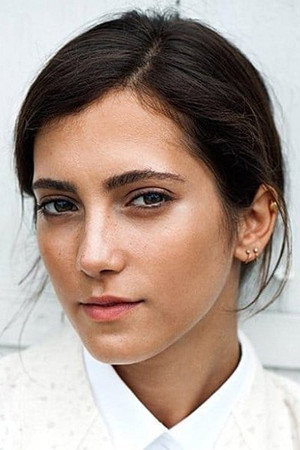 Sarah-Sofie Boussnina photo