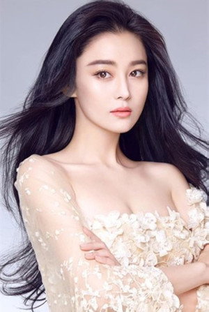 Viann Zhang Xinyu photo