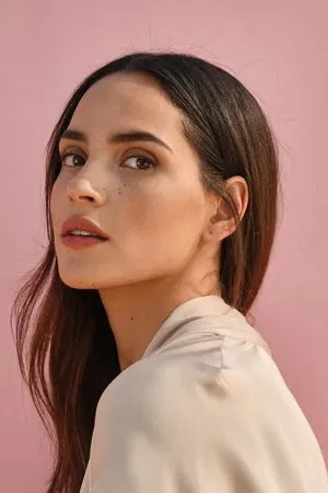 Adria Arjona photo