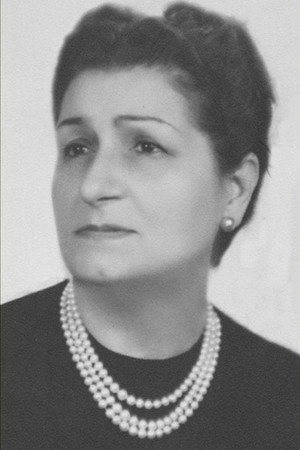 Photo of Lola Braccini from the Latest Netflix gallery