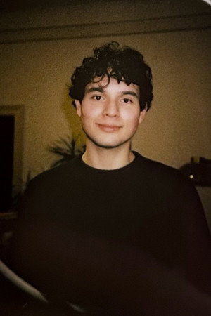 Photo of Rodrigo Toledo from the Latest Netflix gallery