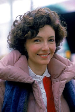 Mary Steenburgen photo