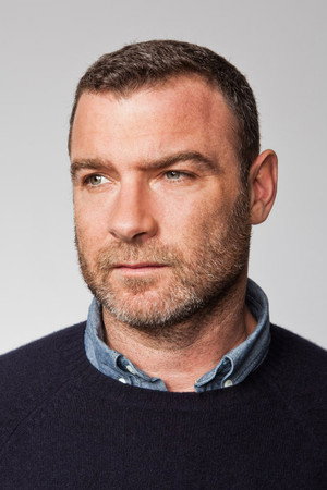 Liev Schreiber photo