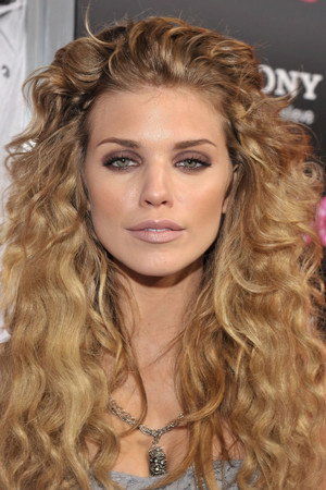 AnnaLynne McCord photo