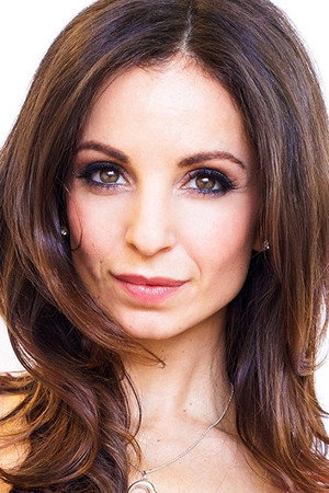 Photo of Farrah Aviva from the Latest Netflix gallery