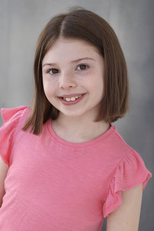 Photo of Thea Achillea from the Latest Netflix gallery
