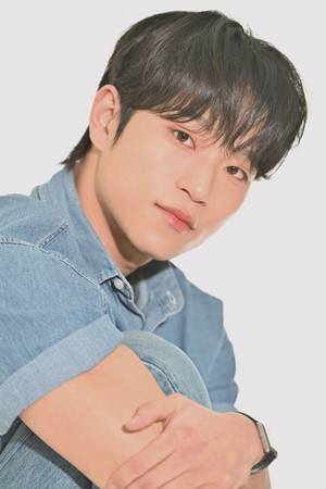 Photo of Kim Yi-gun from the Latest Netflix gallery