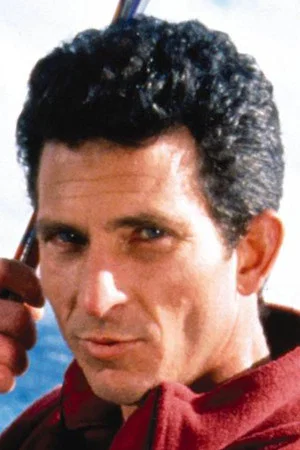 Photo of Ray Butler from the Latest Netflix gallery