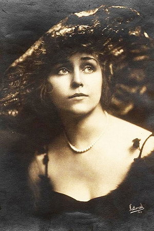 Photo of Florence La Badie from the Latest Netflix gallery
