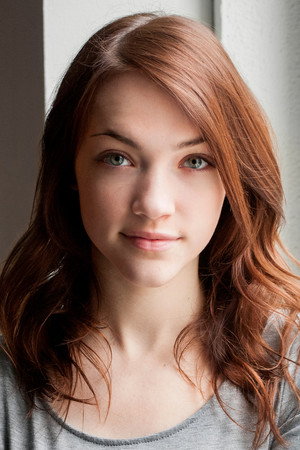 Photo of Violett Beane from the Latest Netflix gallery