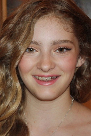 Willow Shields photo