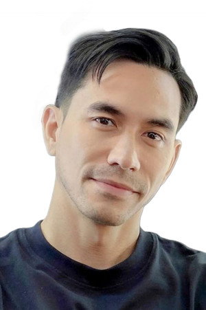 Photo of Darius Sinathrya from the Latest Netflix gallery
