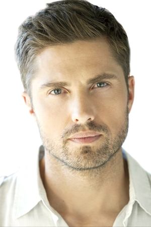Eric Winter photo