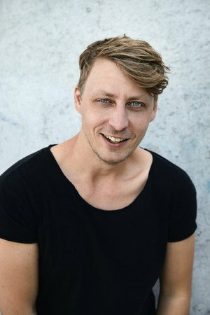 Photo of Simon Rußig from the Latest Netflix gallery