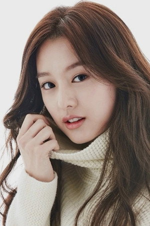 Kim Ji-won photo
