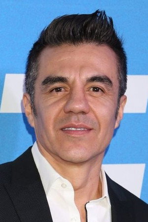 Adrián Uribe photo