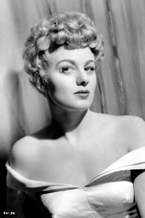 Shelley Winters photo