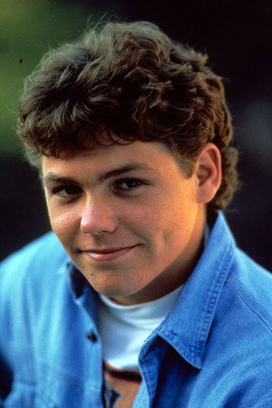 Jason James Richter photo