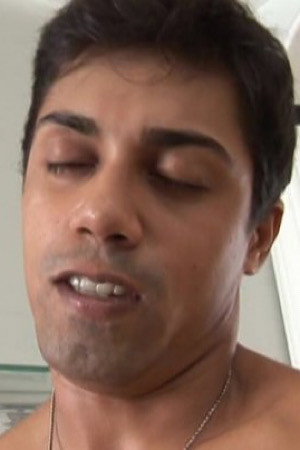 Photo of Juan Squira from the Latest Netflix gallery