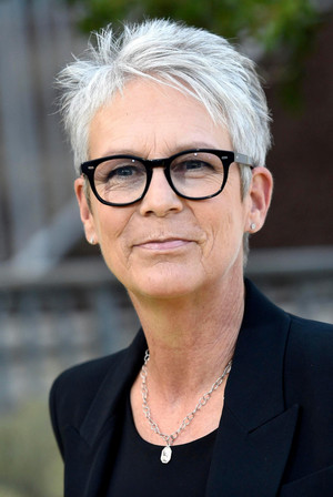 Jamie Lee Curtis photo