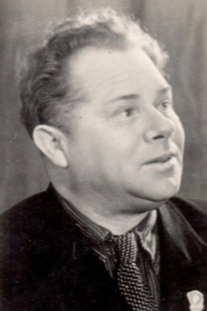 Photo of Yakov Rodos from the Latest Netflix gallery