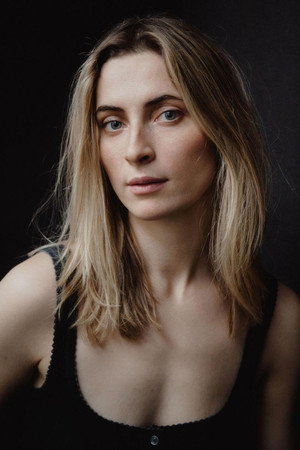 Photo of Lydia Kelly from the Latest Netflix gallery