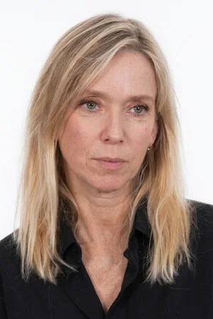 Photo of Léa Drucker from the Latest Netflix gallery