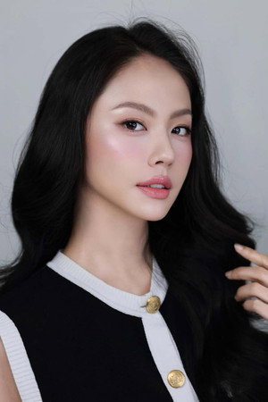 Photo of Rima Thanh Vy from the Latest Netflix gallery