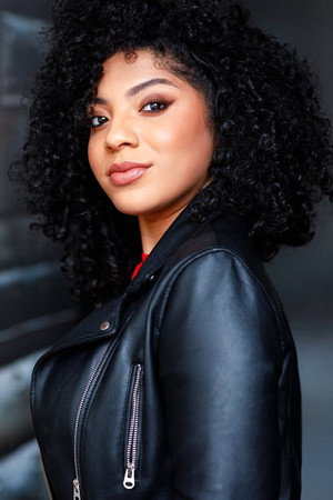 Photo of Emily Tuñon from the Latest Netflix gallery