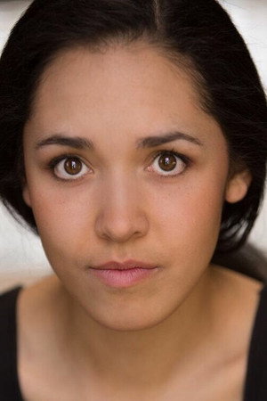 Photo of Emily Snell from the Latest Netflix gallery