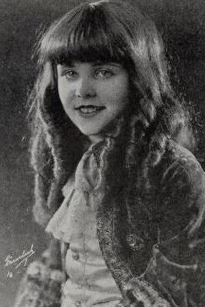 Photo of Peggy Cartwright from the Latest Netflix gallery