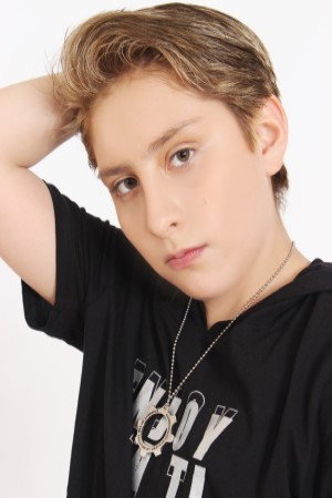 Photo of Uriel Reymund from the Latest Netflix gallery