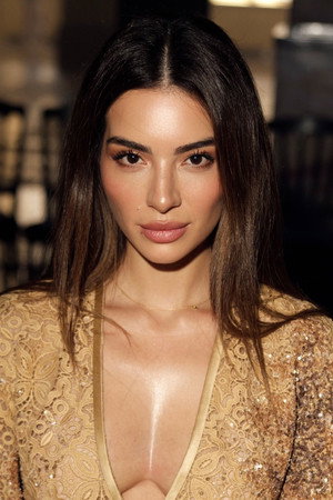 Photo of Melisa Aslı Pamuk from the Latest Netflix gallery