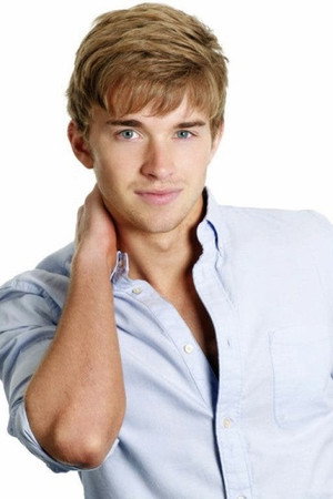 Chandler Massey photo