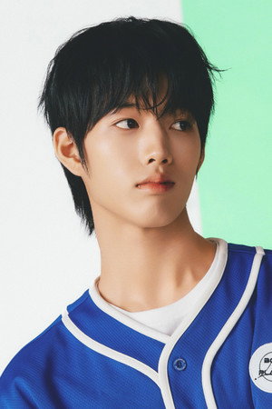 Photo of Moon Suhn Bin from the Latest Netflix gallery