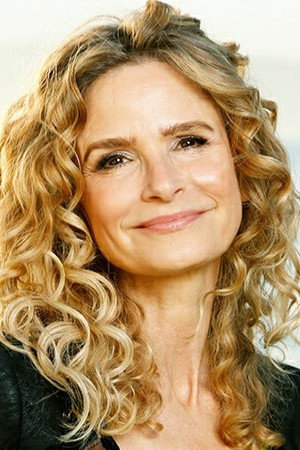 Kyra Sedgwick photo