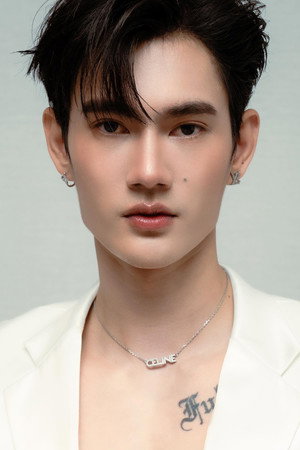 Naret Promphaopun photo