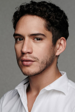 Photo of Miguel Dávalos from the Latest Netflix gallery
