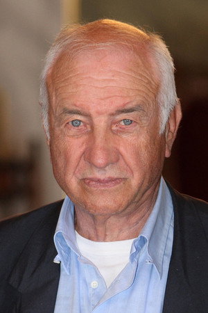 Armin Mueller-Stahl photo