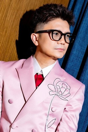 Vhong Navarro photo